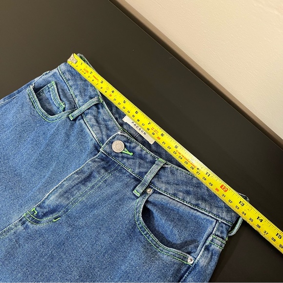 PacSun High Rise Straight Leg Mom Jean - Medium Wash - Picture 9 of 12